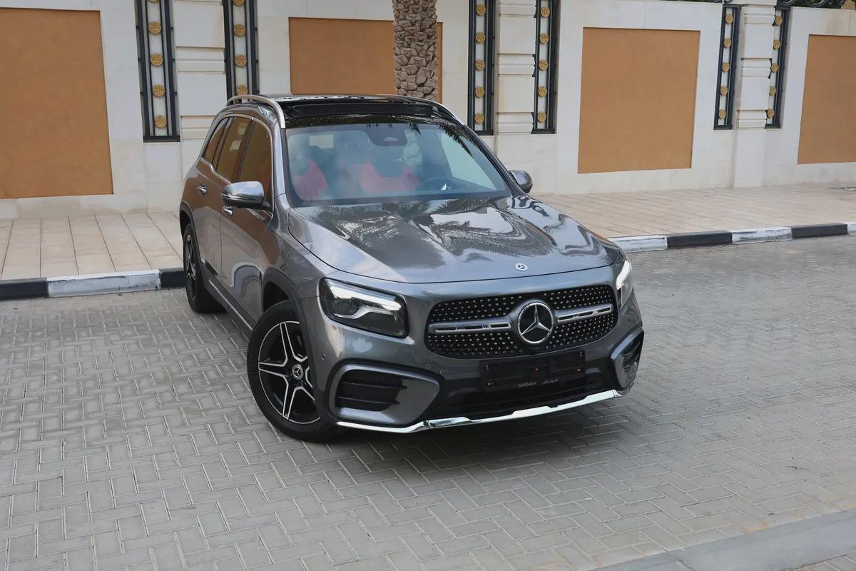 MERCEDES-BENZ GLB 250-2025-11000-GCC SPECS-UNDER WARRANTY SERVICE-0-0