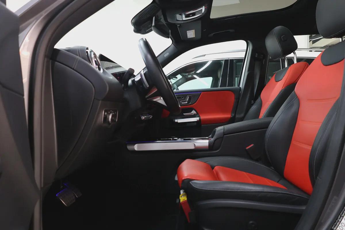 MERCEDES-BENZ GLB 250-2025-11000-GCC SPECS-UNDER WARRANTY SERVICE-7-7