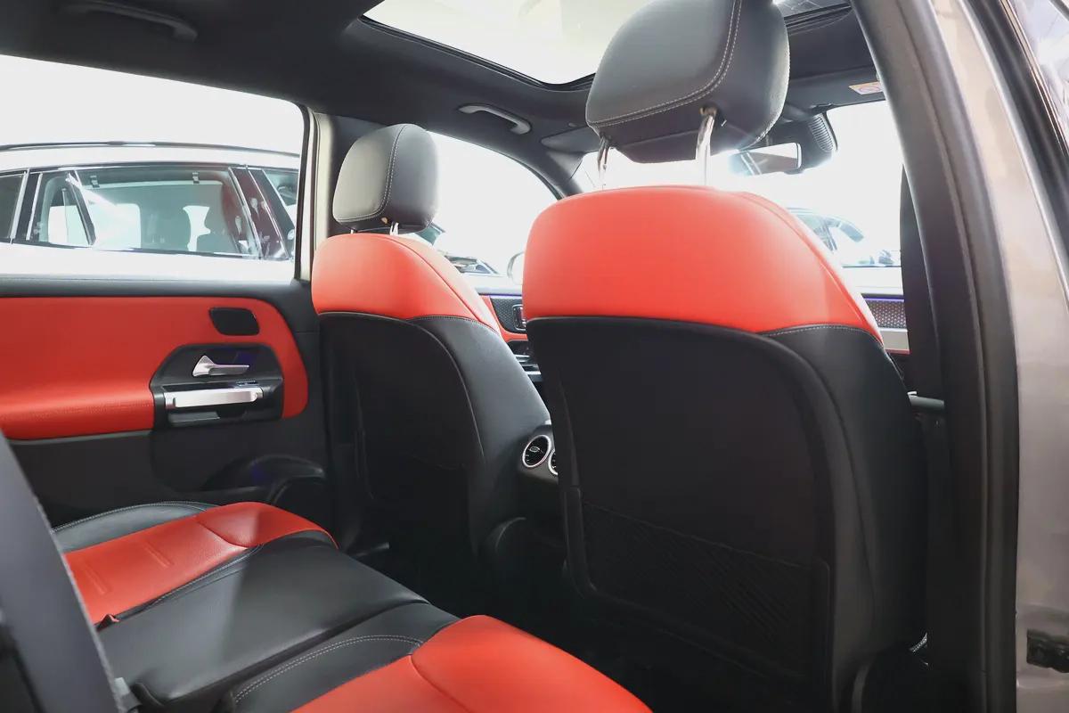 MERCEDES-BENZ GLB 250-2025-11000-GCC SPECS-UNDER WARRANTY SERVICE-15-15