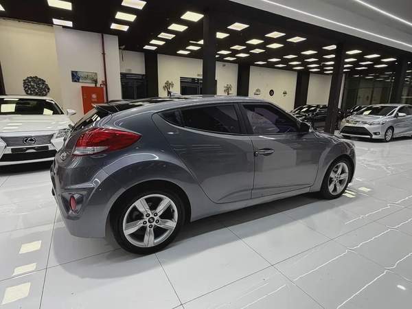Hyundai Veloster Korean clean title