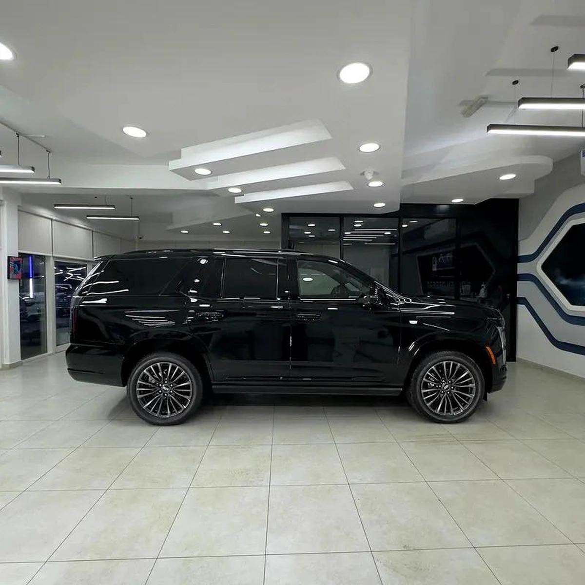 2026 Cadillac Escalade Sport Platinum-8-8