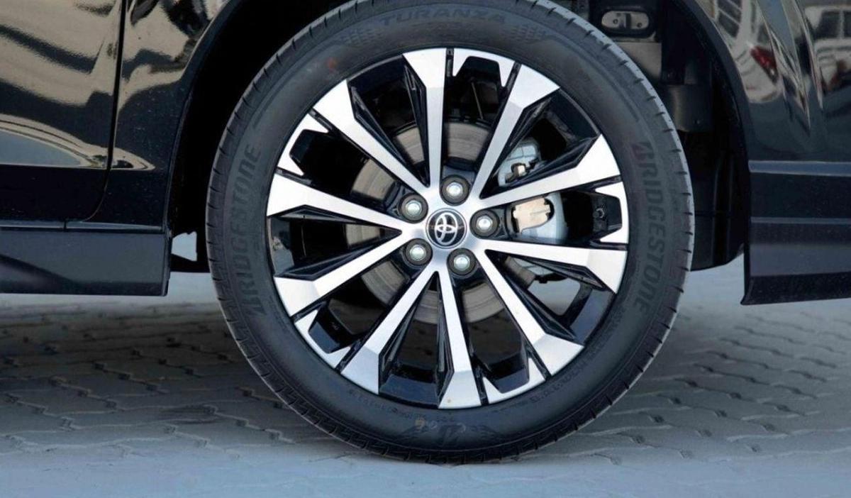 Toyota Veloz 1.5L FULL OPTION-7-7