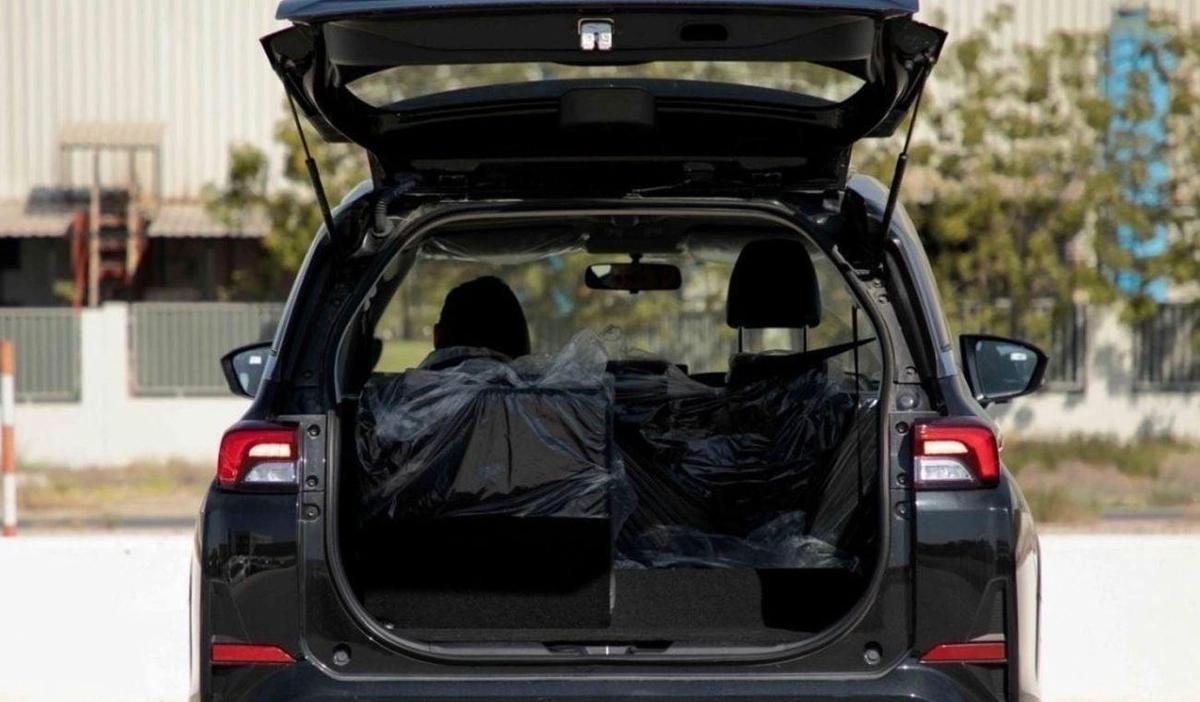 Toyota Veloz 1.5L FULL OPTION-8-8