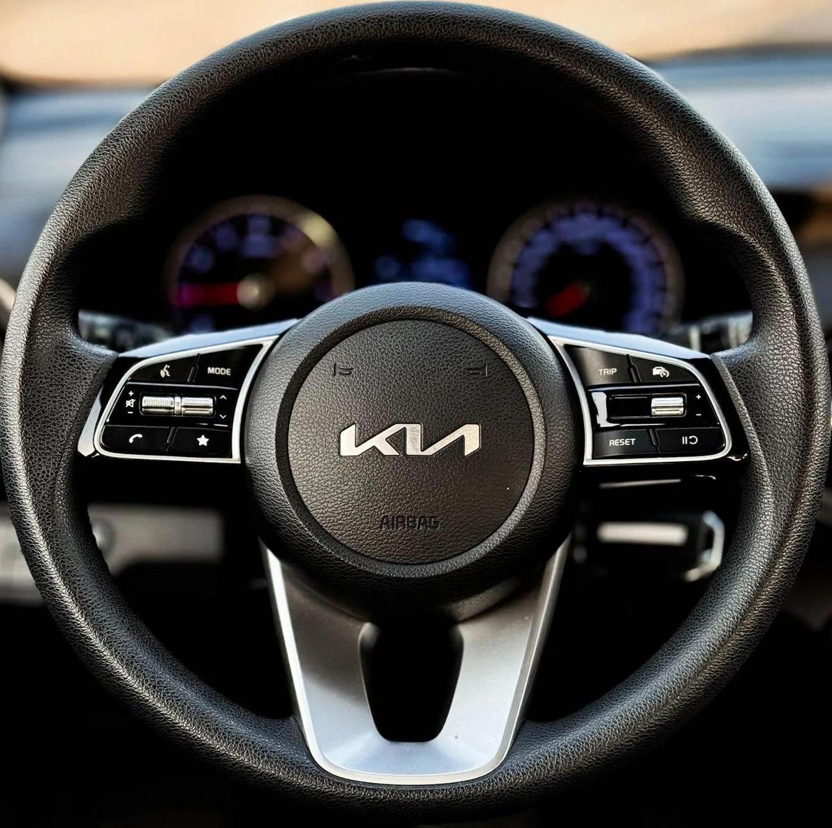 Used Kia Cerato 2023-16-16