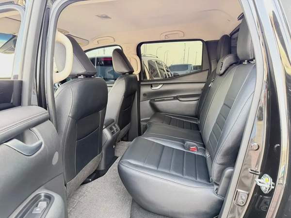 مرسيدس X350 d بيك اب اسود / اسود مواصفات اروبية Mercedes-Benz X Class X 350 d 2020 - European Specs