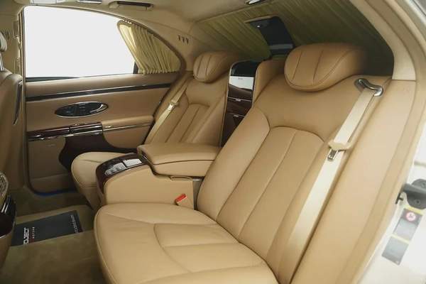 2010 MAYBACH 57S