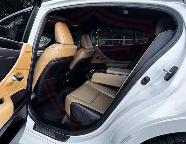 Used Lexus ES350 2020