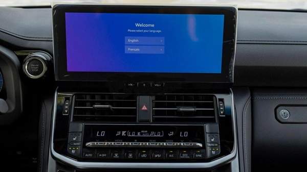 Toyota Land Cruiser PETROL 2026