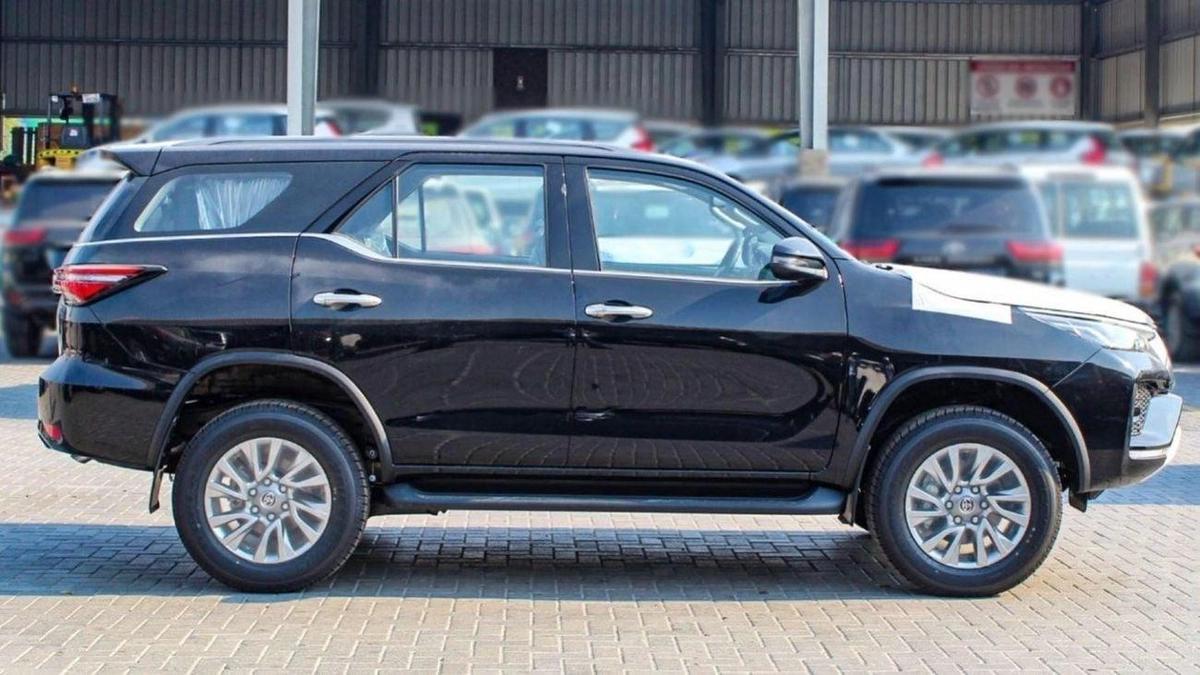 Toyota Fortuner FORTUNER 2.8L FOLL OIPTION-3-3