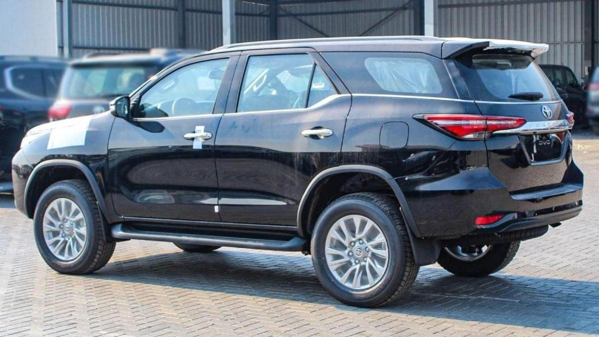 Toyota Fortuner FORTUNER 2.8L FOLL OIPTION-6-6
