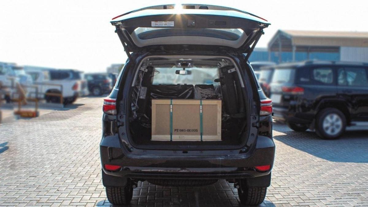 Toyota Fortuner FORTUNER 2.8L FOLL OIPTION-18-18