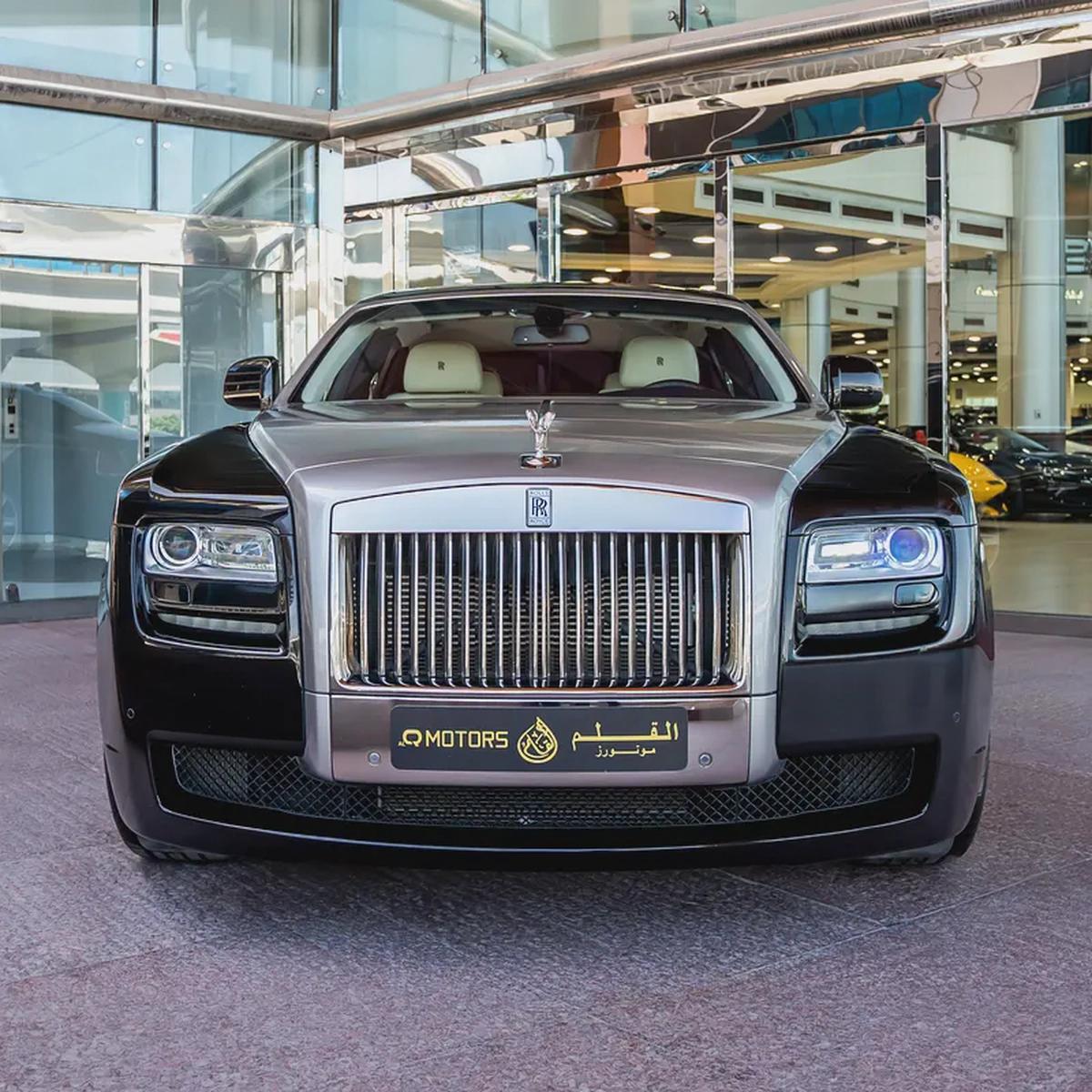 ROLLS ROYCE GHOST 2010 GCC DONE ONLY 30,000KM-4-4