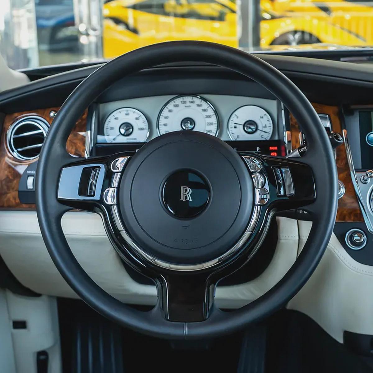 ROLLS ROYCE GHOST 2010 GCC DONE ONLY 30,000KM-14-14