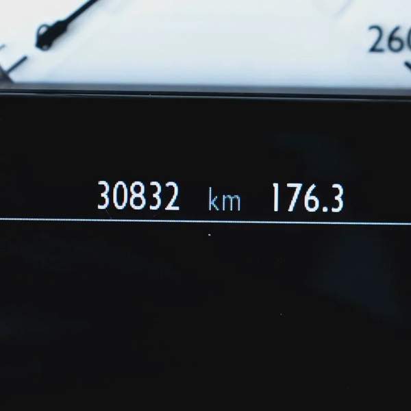 ROLLS ROYCE GHOST 2010 GCC DONE ONLY 30,000KM