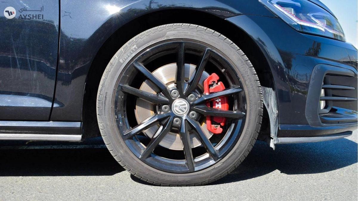 Volkswagen Golf GTI-15-15