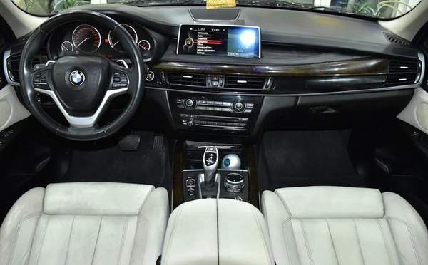 BMW X5 xDrive50i ( 2014 Model ) in Brown Color GCC Specs
