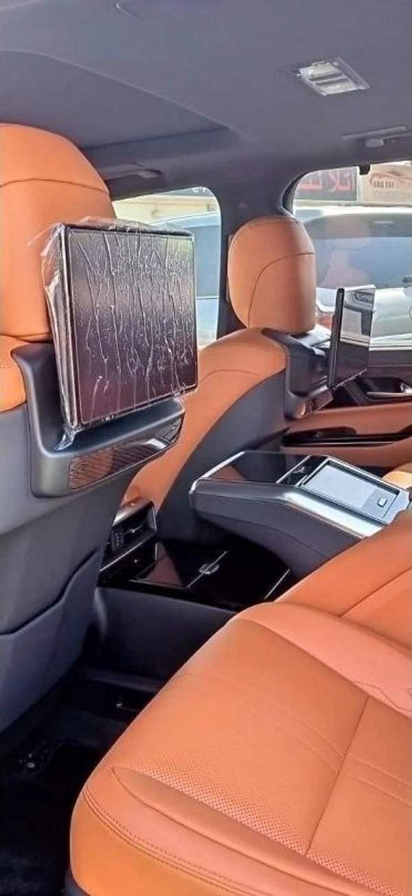 Lexus LX600 LEXUS LX 600 VIP LAUNCH EDITION
