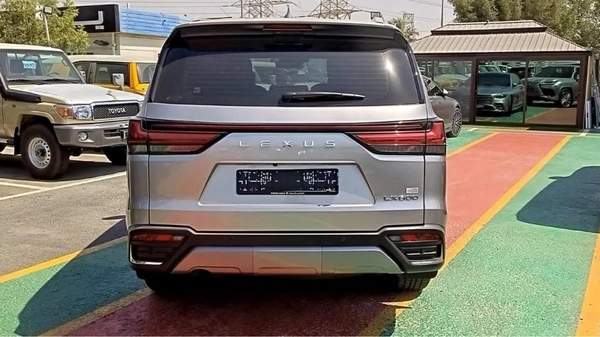 Lexus LX600 LEXUS LX 600 VIP LAUNCH EDITION