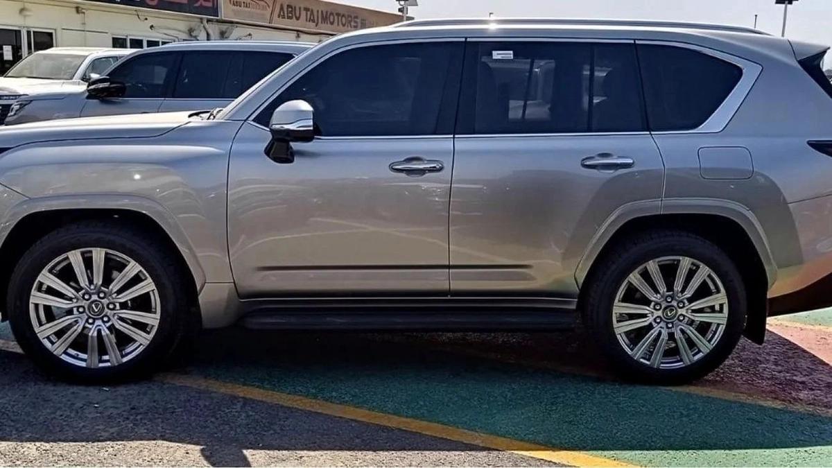 Lexus LX600 LEXUS LX 600 VIP LAUNCH EDITION-2-2