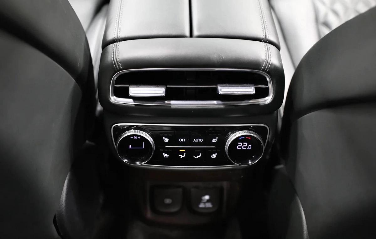 Genesis GV80 | 2,600 AED Monthly | 2 Years Warranty | Free Insurance and Registration-10-10