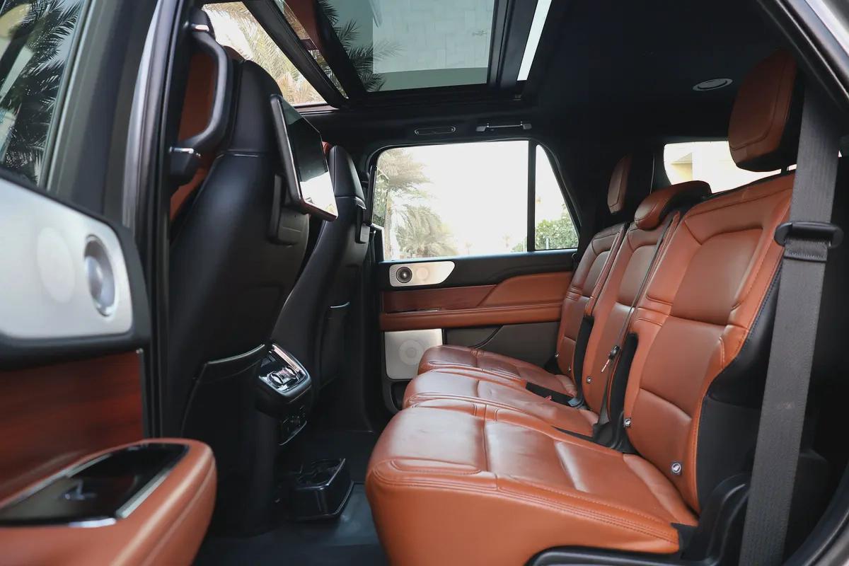 Lincoln Navigator-2021-127000KM-GCC SPECS-EXCELLENT CONDITION-17-17