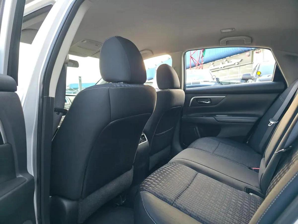 Nissan Altima SV 2017, V4 GCC Specs Very Well Maintained No Any Issue-9-9