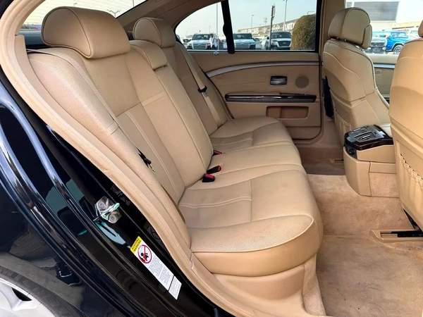 BMW | 7 SERIES | 750i | 2007 | BEIGE INTERIOR | ONLY : 85,885 KM | JAPAN IMPORT | CLEAN TITLE