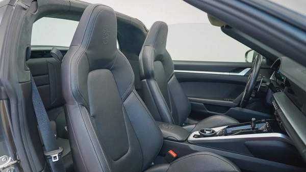 Special Offer | AED 9,237 PM | Warranty 2027, Sport Chrono | 911 Targa 4