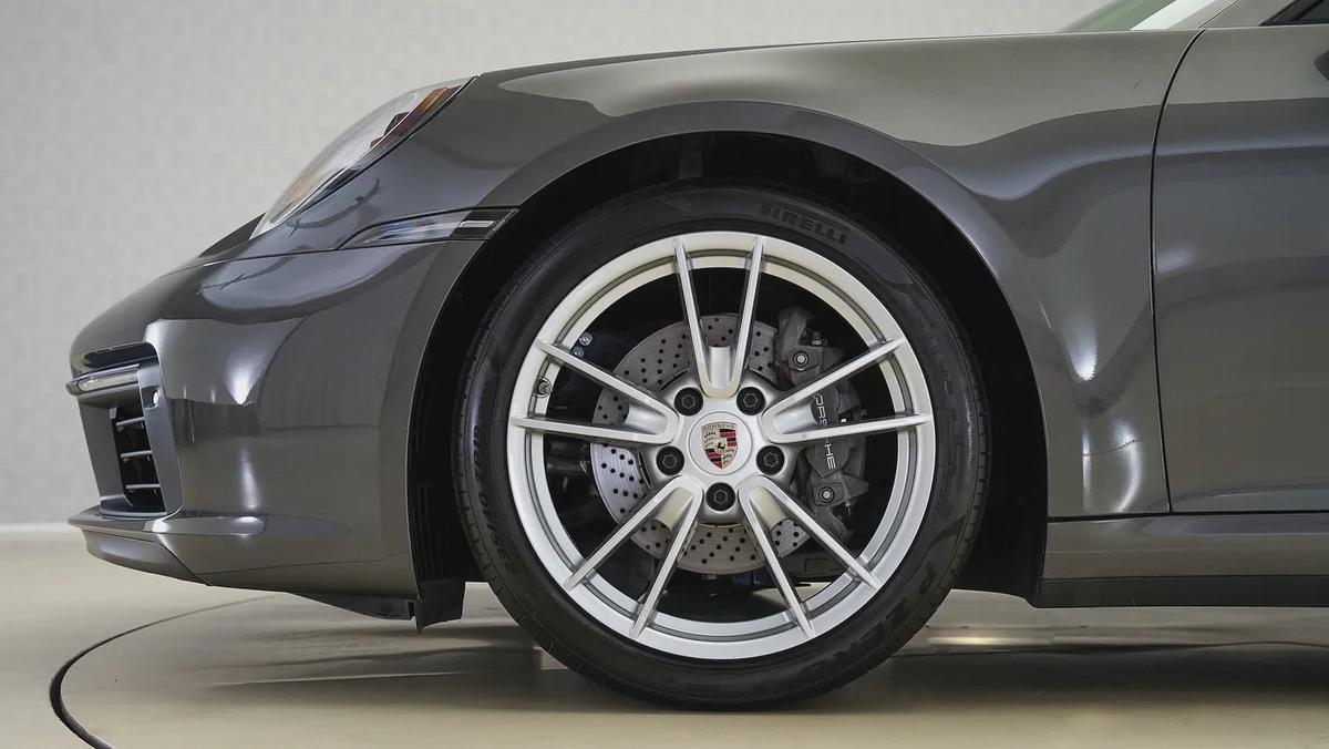 Special Offer | AED 9,237 PM | Warranty 2027, Sport Chrono | 911 Targa 4-11-11