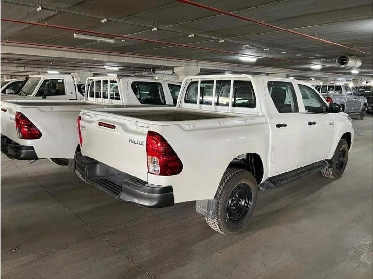 New Toyota Hilux 2024-1-1