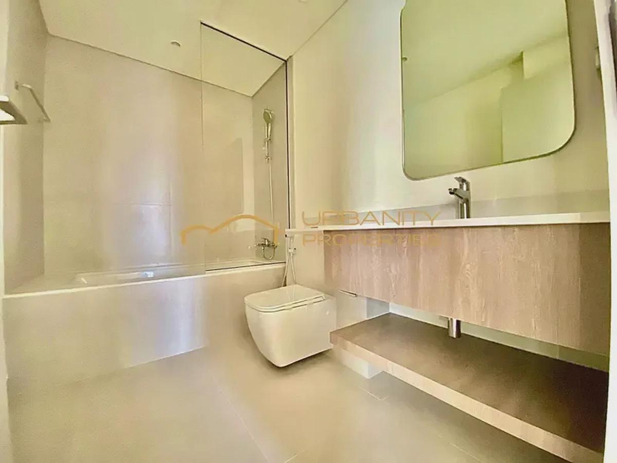 Elegant 4-Bedroom Corner Villa Orania| Prime Location | AED 200,000 Annual Rent-4-4