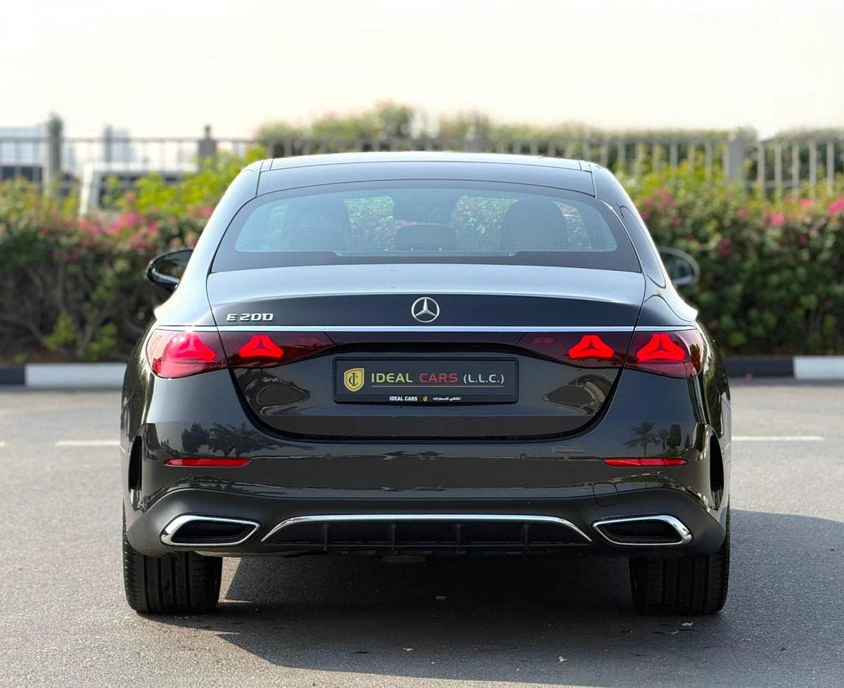 MERCEDES BENZ E200 | GCC SPECS | YEAR: 2026 | BRAND NEW | GARGASH CAR 5 YEARS WARRANTY AND SERVICE CONTRACT UPTO 105,000 KMS-5-5