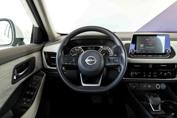 Nissan X-Trail S