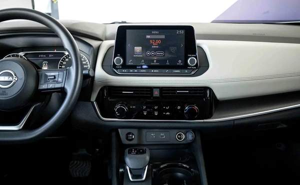 Nissan X-Trail S