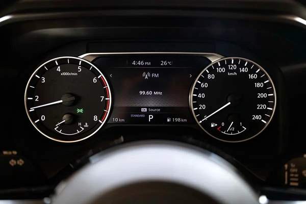 Nissan X-Trail S