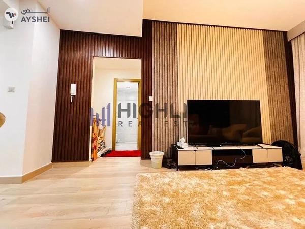 BRIGHT UNIT |PREMIUM QUALITY| VACANT