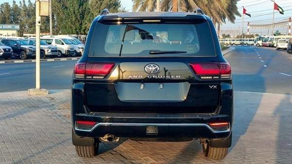 Toyota Land Cruiser LAND CRUISER VX 4.0L JBL SYSTEM