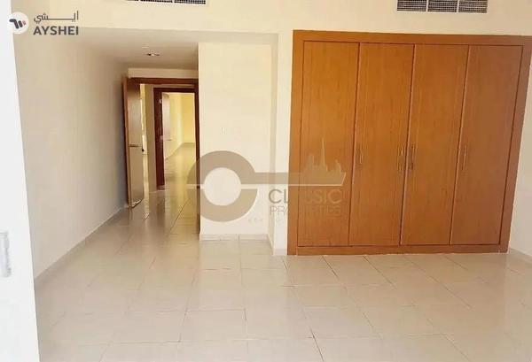 Large 1 Bedroom Apt | Vacant | Emirates Garden 1