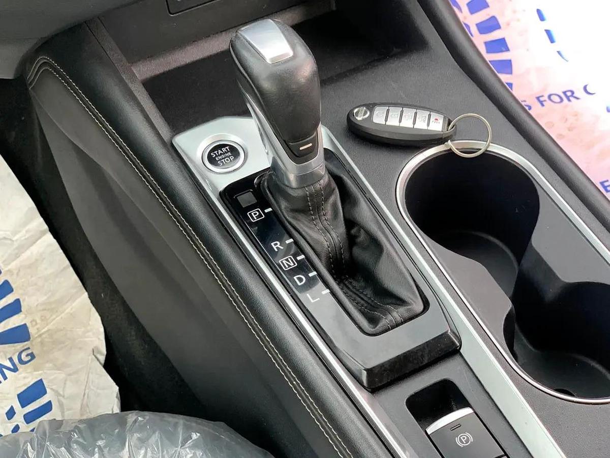 Nissan Altima SL-10-10