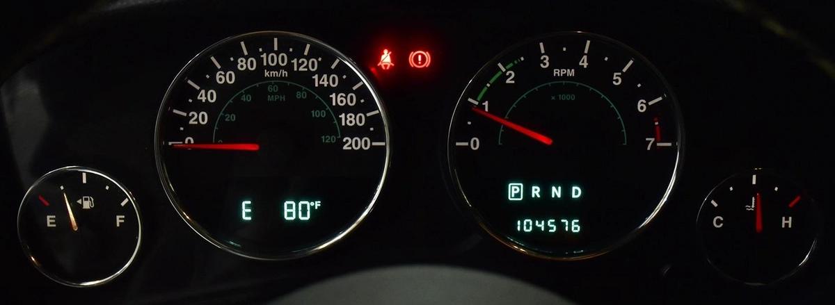 Jeep Wrangler Unlimited Sport ( 2014 Model ) in White Color GCC Specs-4-4