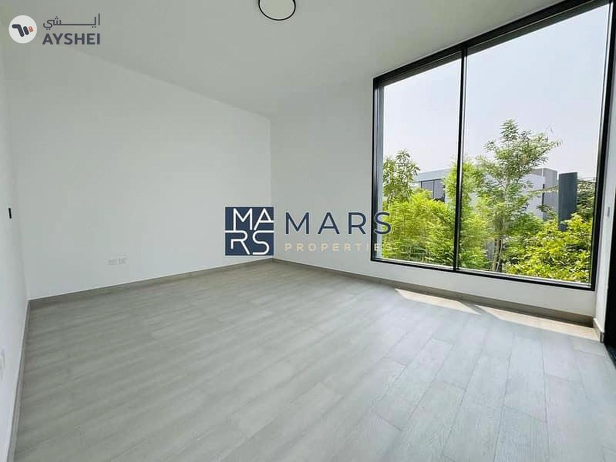 Modern Home with Beautiful Features – A Must-See!-8-8