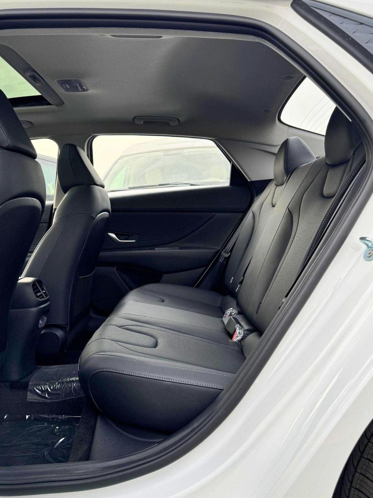 Hyundai Elantra ELITE / 1.5L PETROL / SUNROOF WITH LEATHER / CHINESE SPCES (CODE# ELITE)-7-7