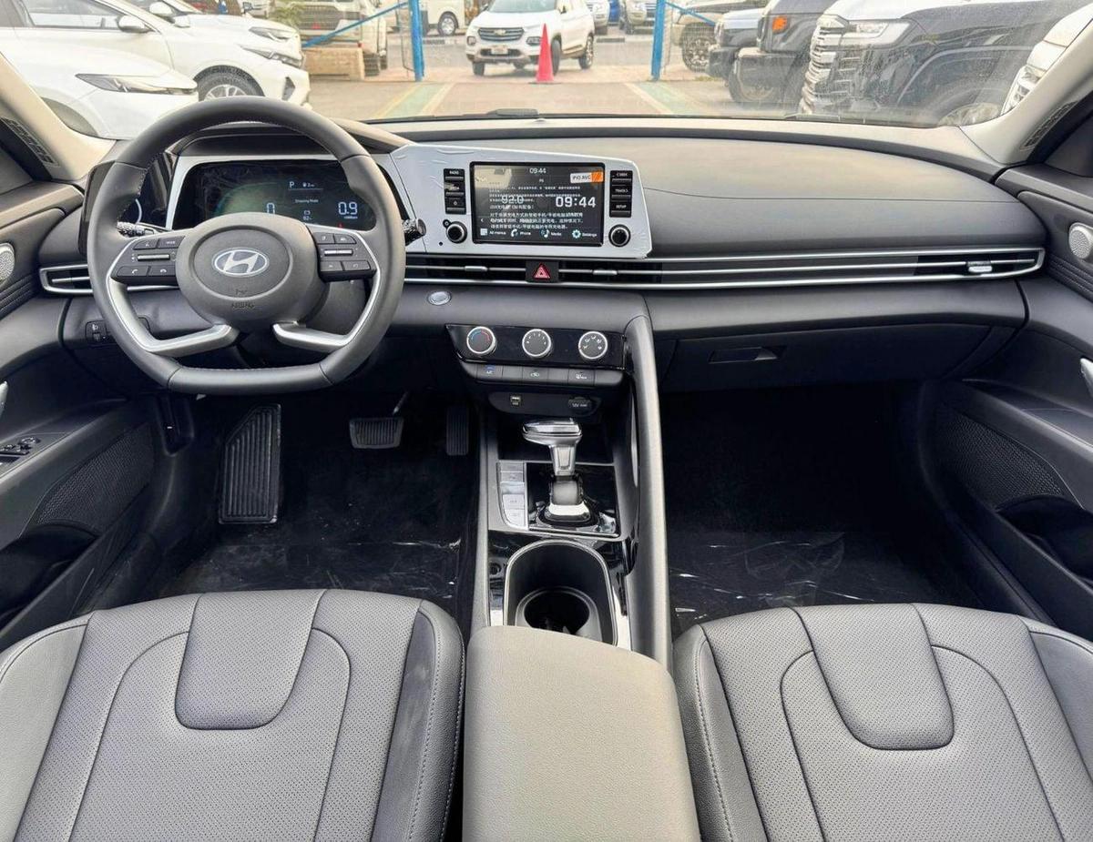 Hyundai Elantra ELITE / 1.5L PETROL / SUNROOF WITH LEATHER / CHINESE SPCES (CODE# ELITE)-9-9