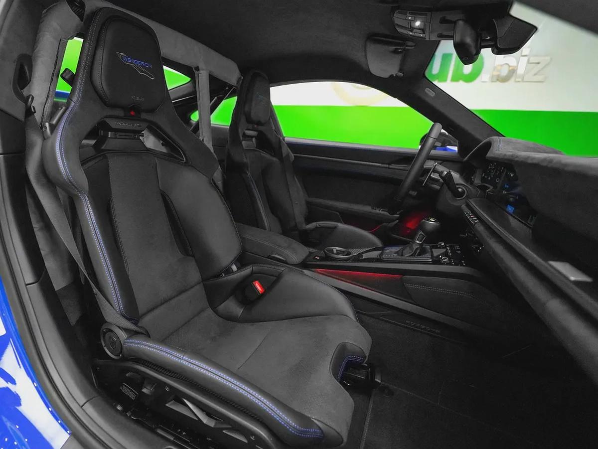 2026 BRAND NEW GT3-CERAMIC BRAKES-LIFT SYSTEM-CLUB SPORT PACKAGE-WEISSACH PACKAGE-PORSCHE WARRANTY-9-9