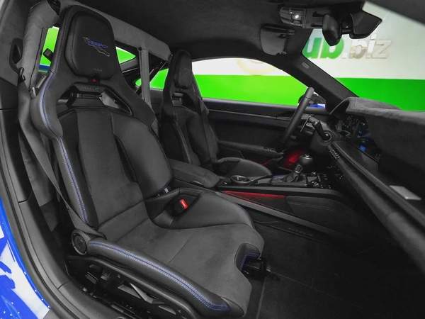 2026 BRAND NEW GT3-CERAMIC BRAKES-LIFT SYSTEM-CLUB SPORT PACKAGE-WEISSACH PACKAGE-PORSCHE WARRANTY