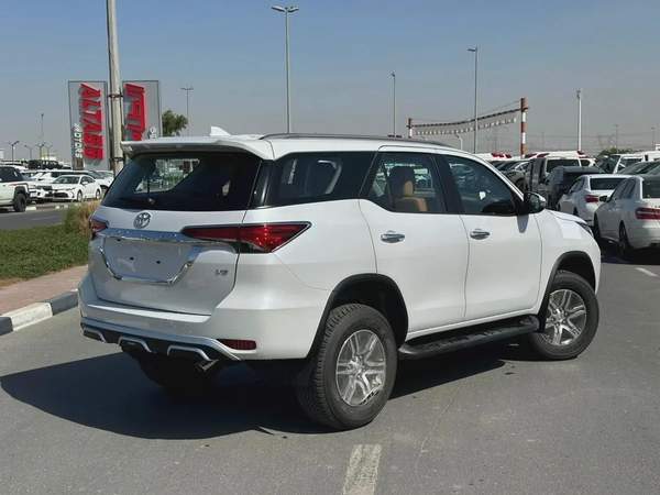 2026 Toyota Fortuner VXR - GCC Specs - Brand New!