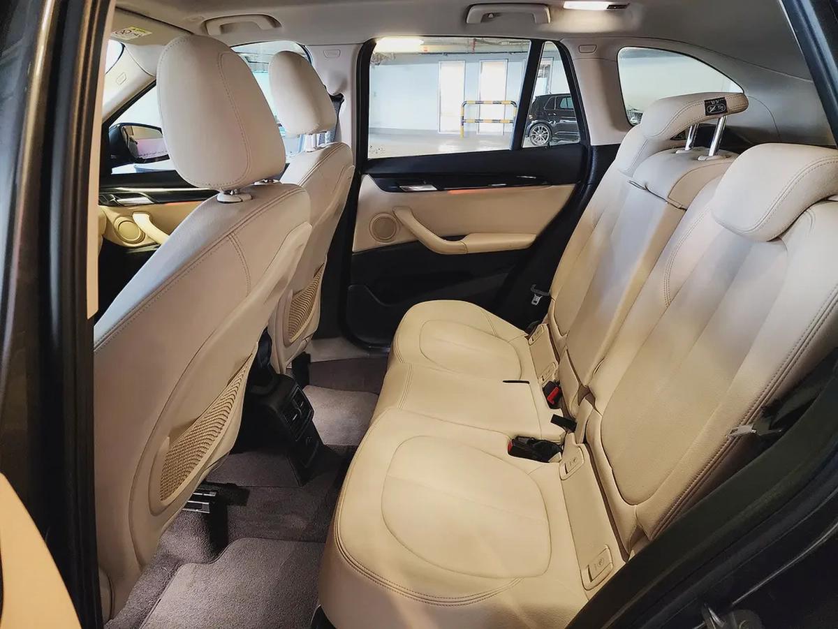 BMW X1 SDrive20i V4 2.0 2018 Model GCC Specs In Perfect Condition-9-9