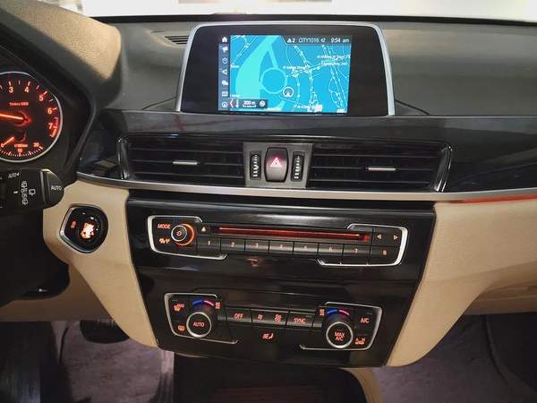 BMW X1 SDrive20i V4 2.0 2018 Model GCC Specs In Perfect Condition