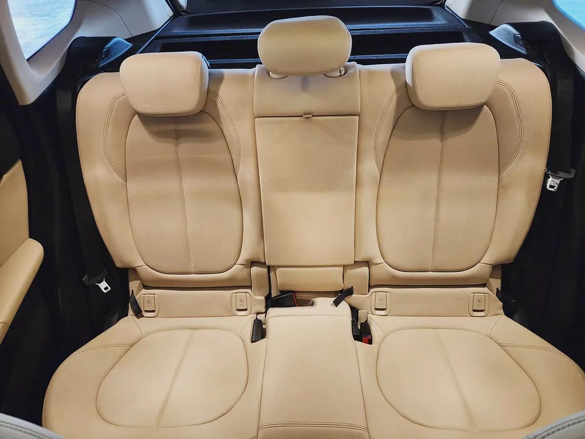 BMW X1 SDrive20i V4 2.0 2018 Model GCC Specs In Perfect Condition-17-17