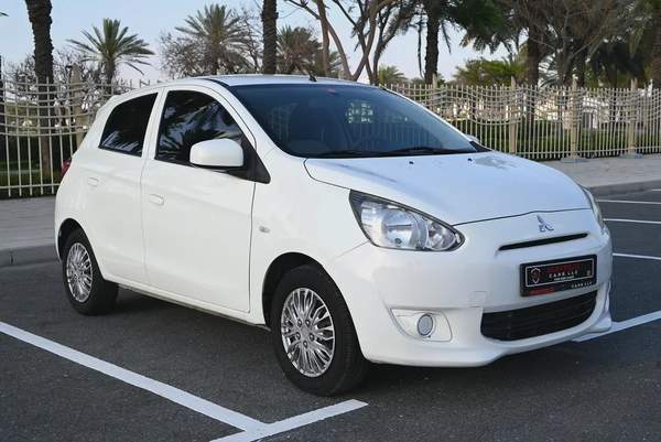 BEST OFFER - GCC - MITSUBISHI MIRAGE GLX 2014 - LOW MILEAGE
